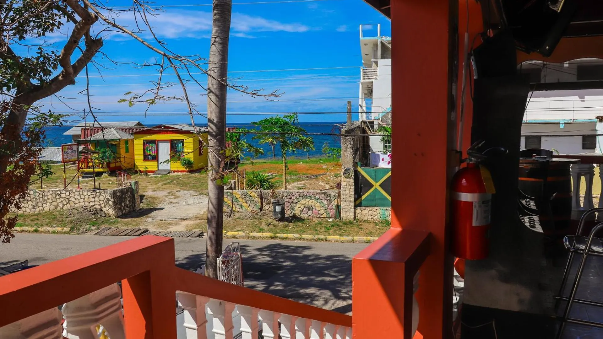 Paradise On The Rocks Hotel Negril